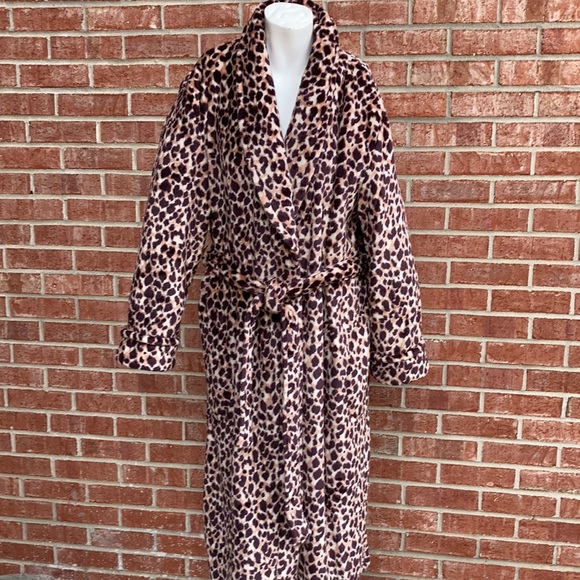 Jones NY Leopard Browntones Fleece Trim Long Robe - Picture 2 of 12
